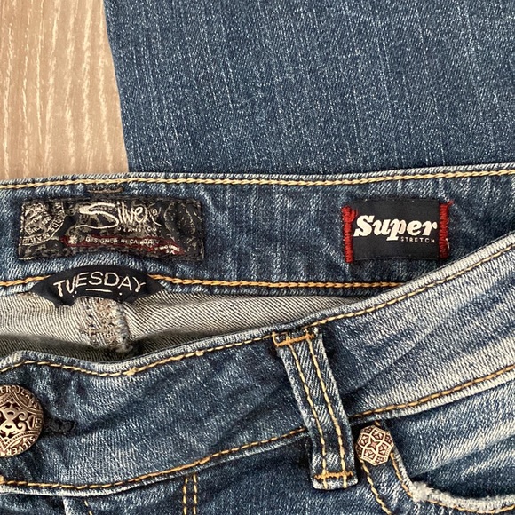 Silver Tuesday Low Rise Straight Leg. Sz 27/32 - Picture 8 of 12